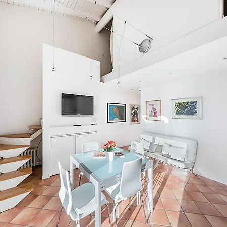 Residence Stropea Apartment